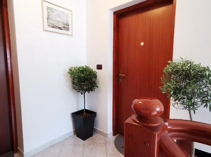 Design Apartment Rovinj With Parking Rovigno