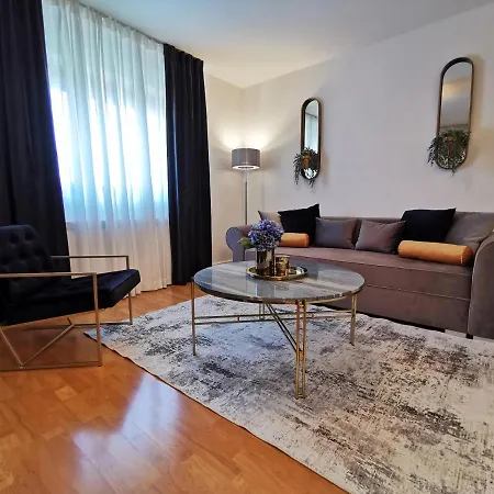 Design Apartment Rovinj With Parking Apartmán *