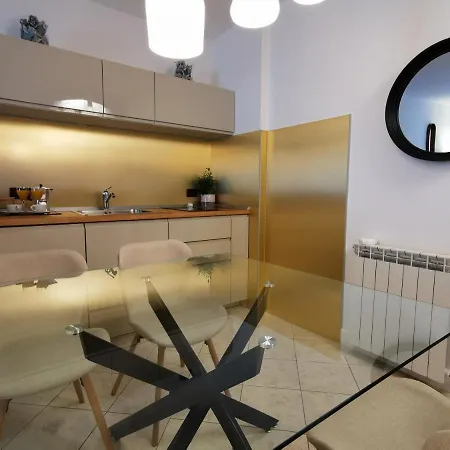 Design Apartment Rovinj With Parking Apartmán *